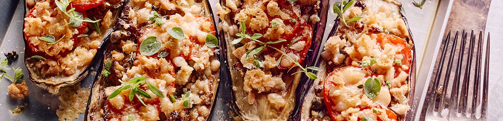 Gevulde aubergines met kappertjes en parmezaan
