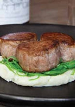 Varkenshaasmedaillons met paddenstoelensaus